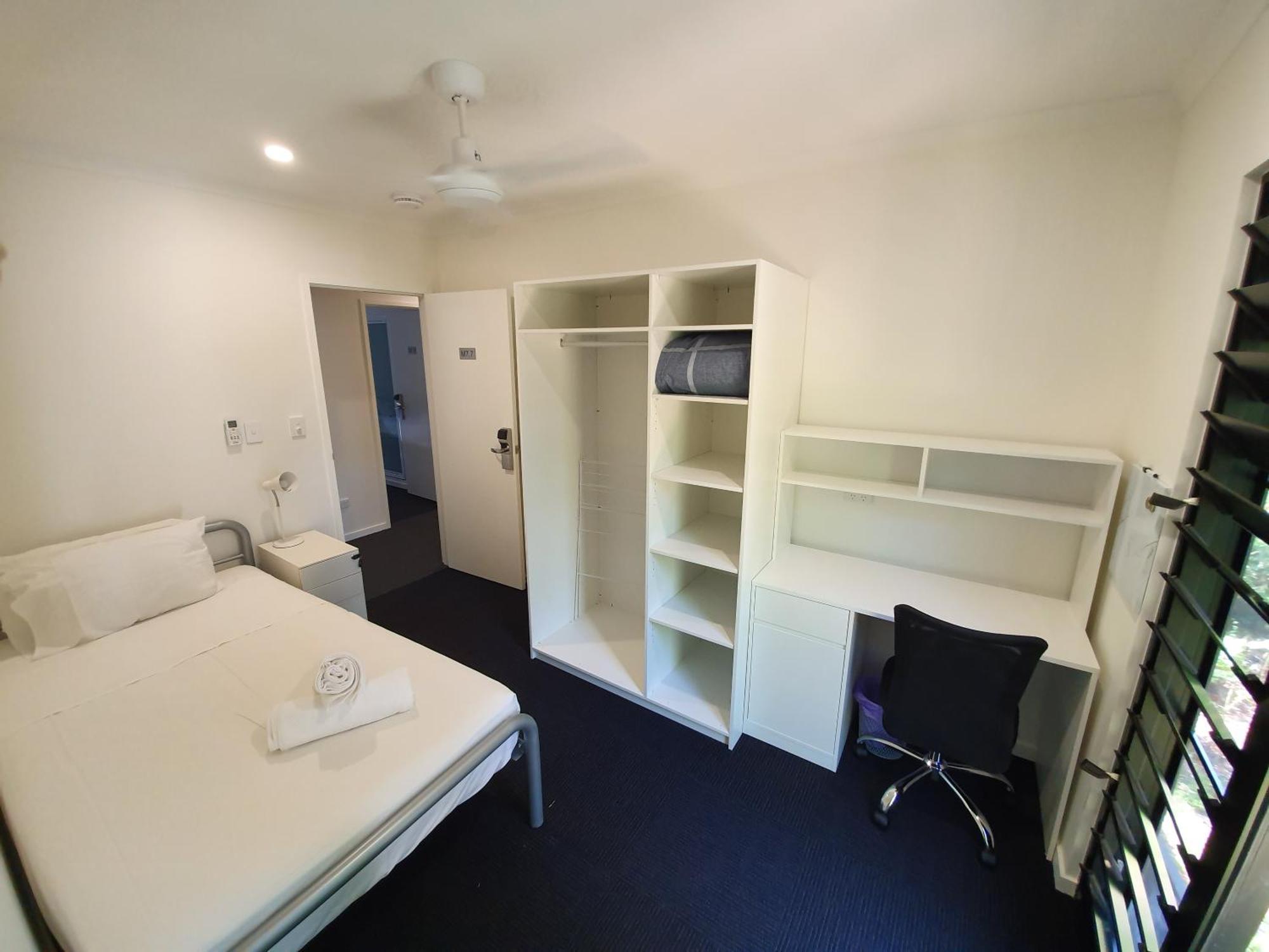 Hostel Mihaven Shared Living - Martyn St Cairns Exterior foto