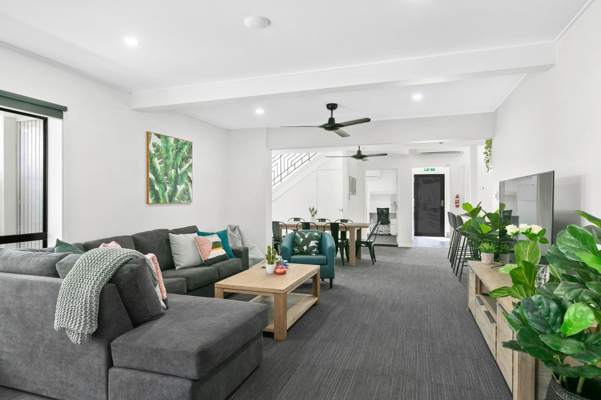 Hostel Mihaven Shared Living - Martyn St Cairns Exterior foto